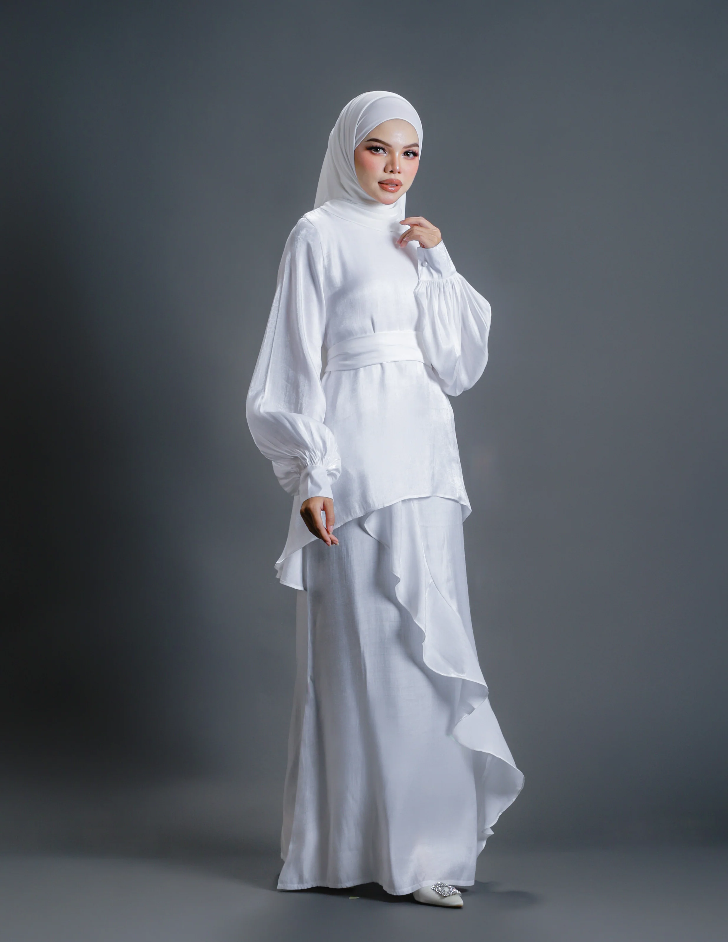 AINARA KURUNG (OFF WHITE) - Image 5