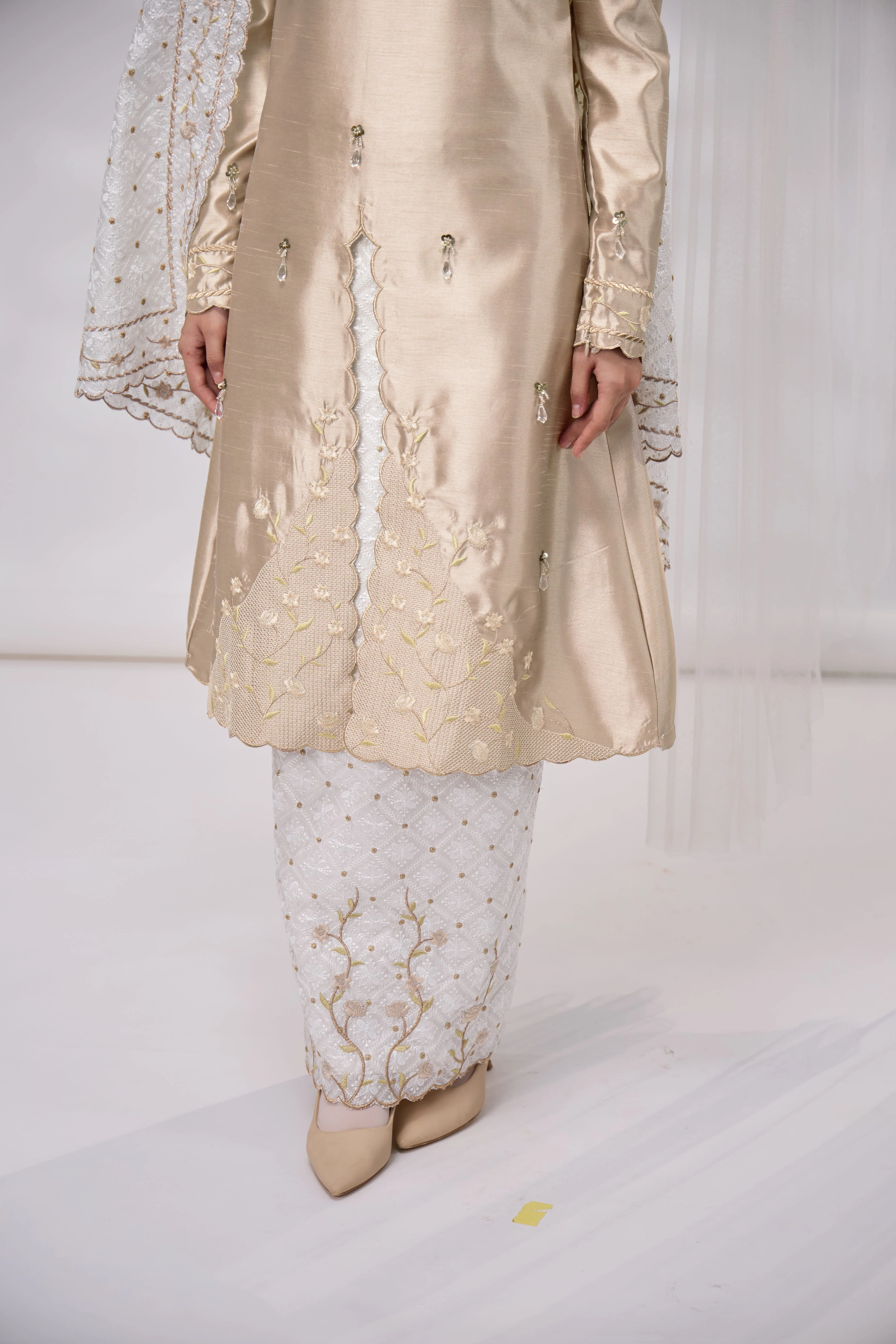 ALANNA KURUNG (NUDE) - Image 4