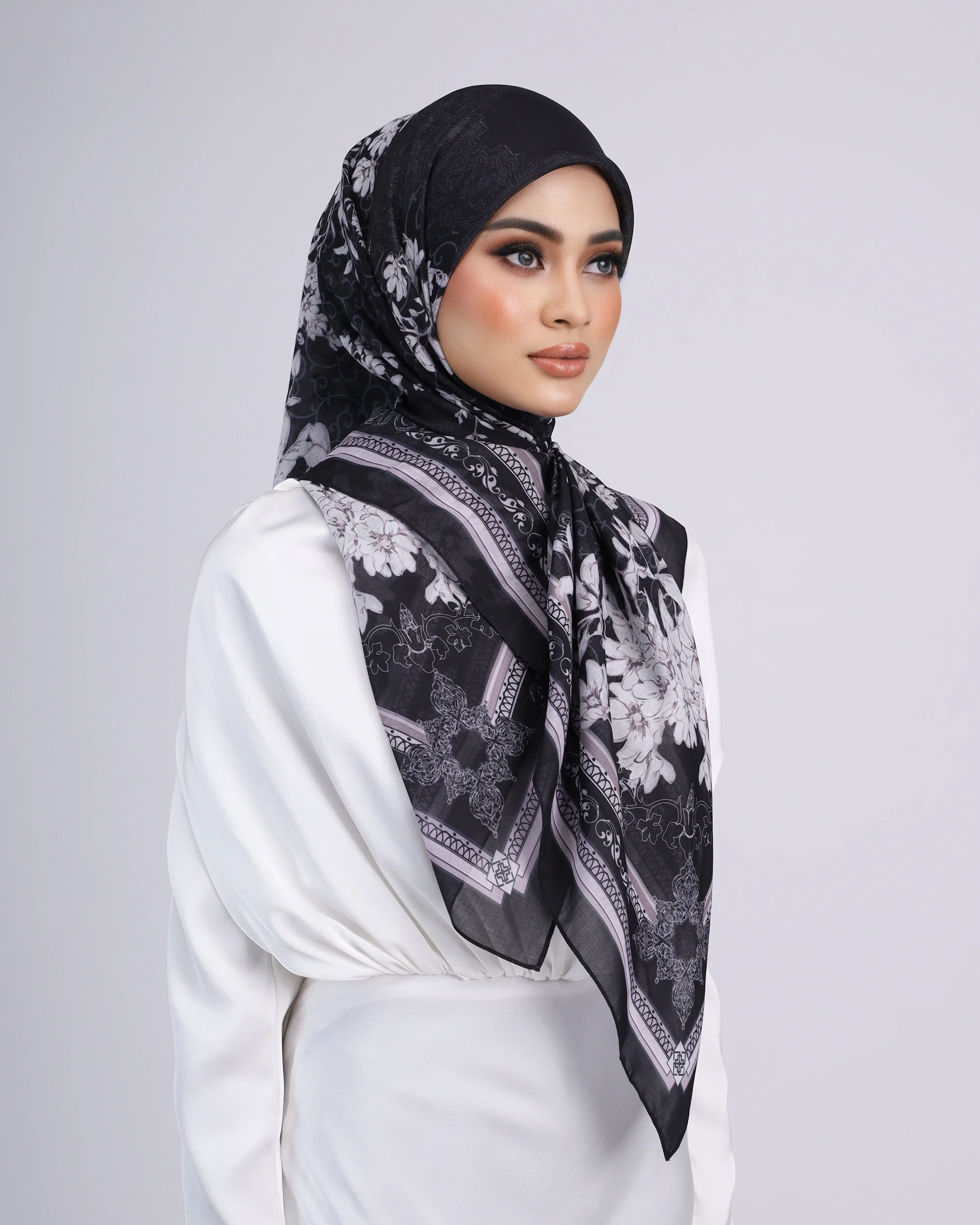AURELIA BAWAL - Image 3