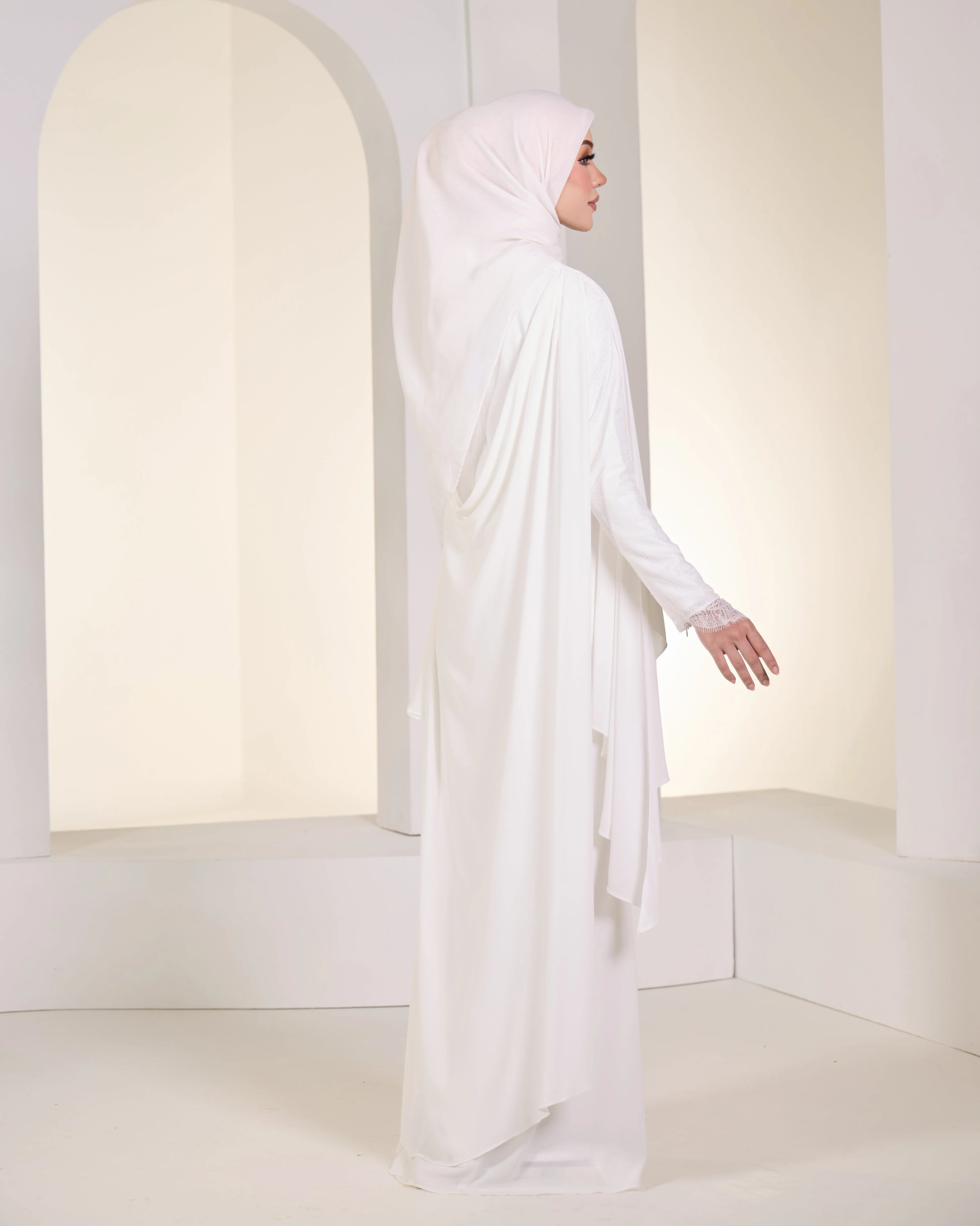 DARCY DRESS (OFF WHITE) - Image 4