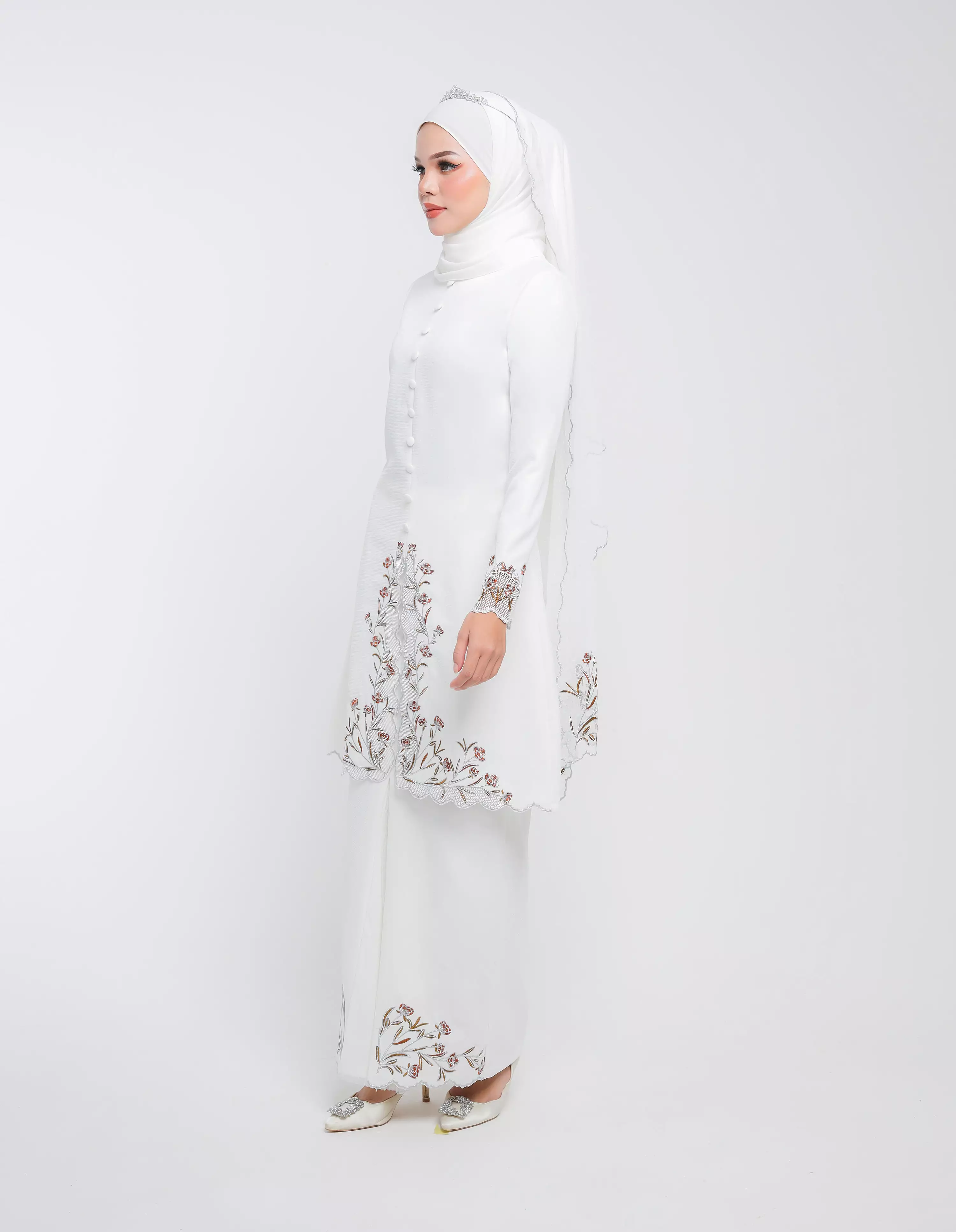HAERA KEBAYA (OFF WHITE) - Image 4