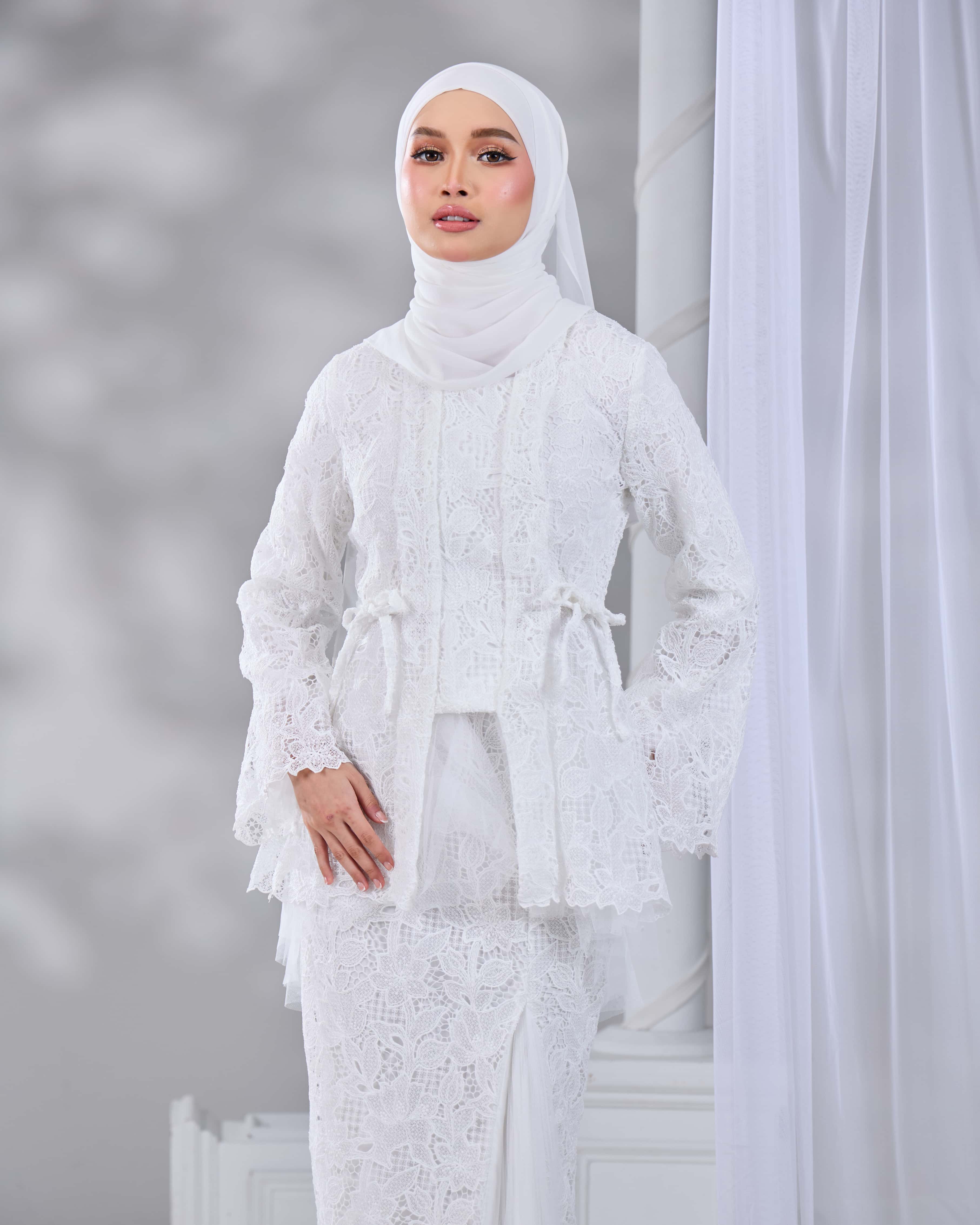 HANANIA KEBAYA (OFF WHITE) - Image 6