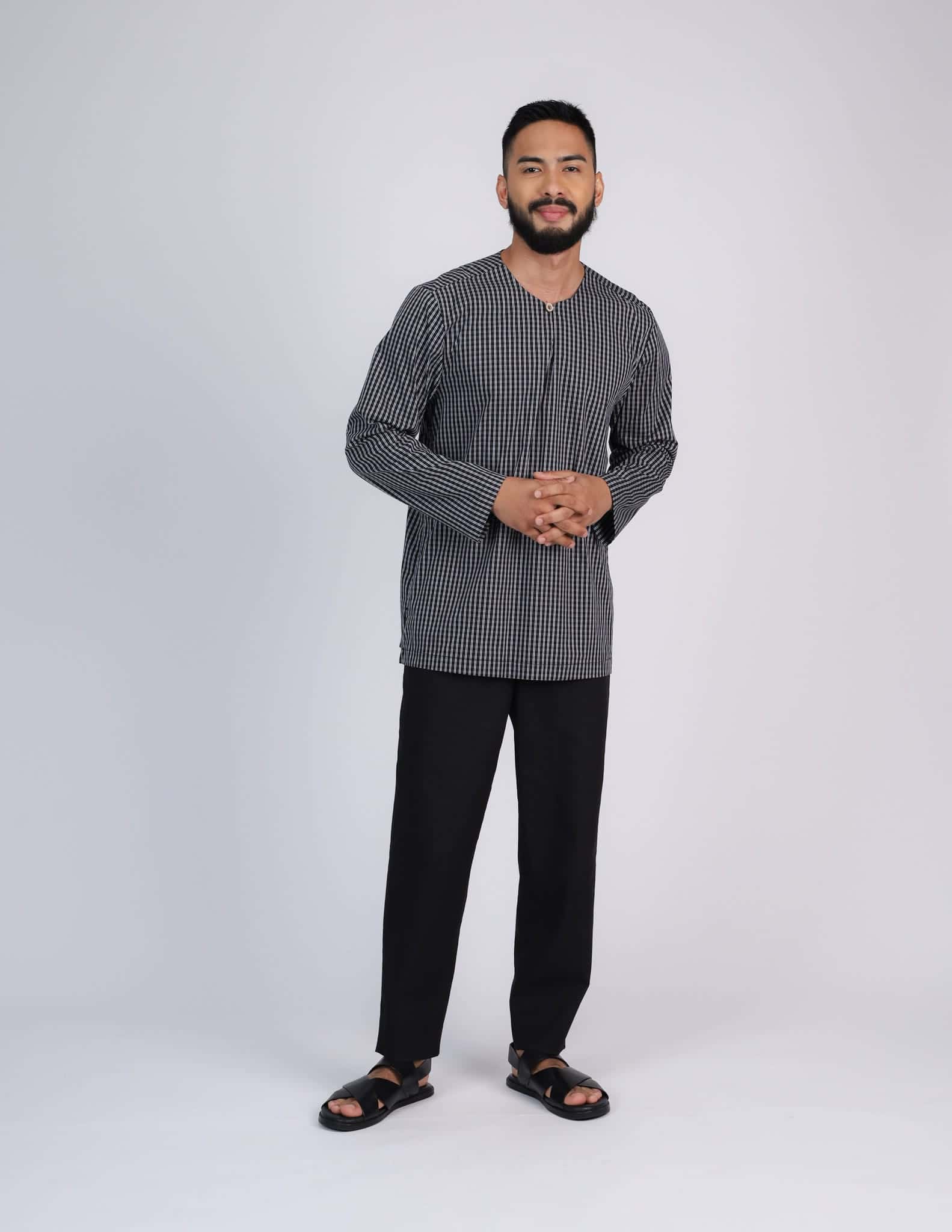 HAQEEM KURTA (BLACK) - Image 3