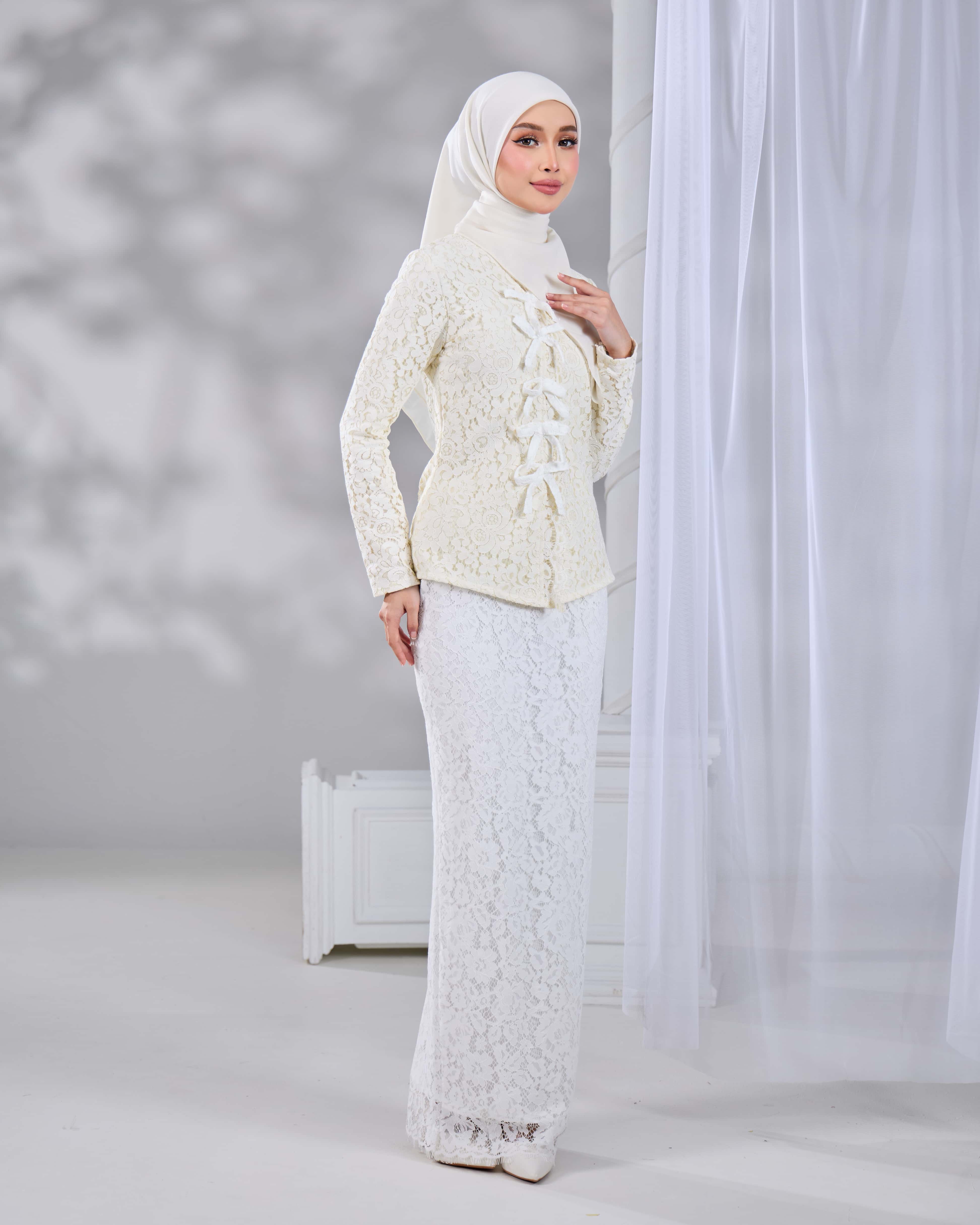 JULIA KEBAYA (LIGHT YELLOW) - Image 3