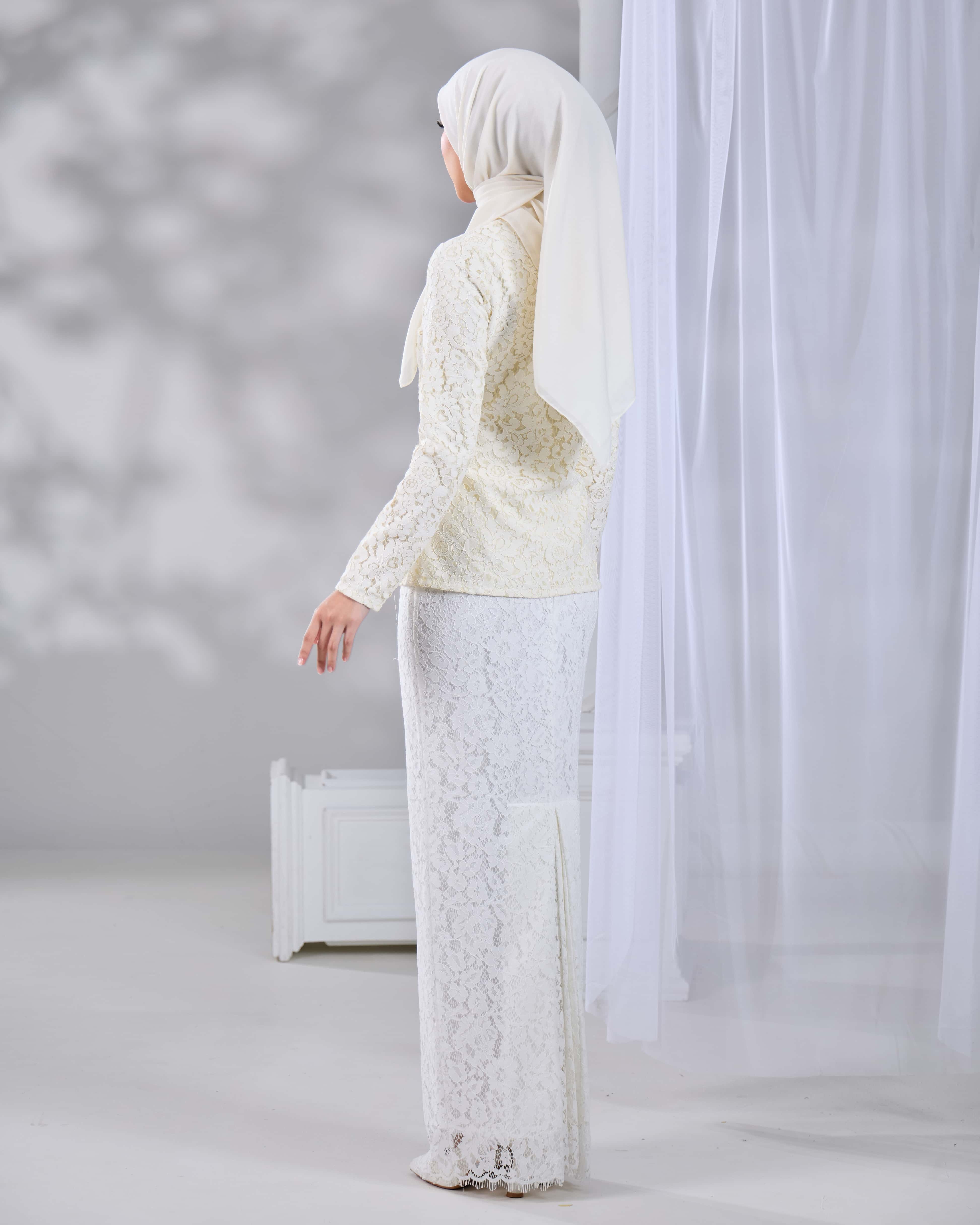 JULIA KEBAYA (LIGHT YELLOW) - Image 4