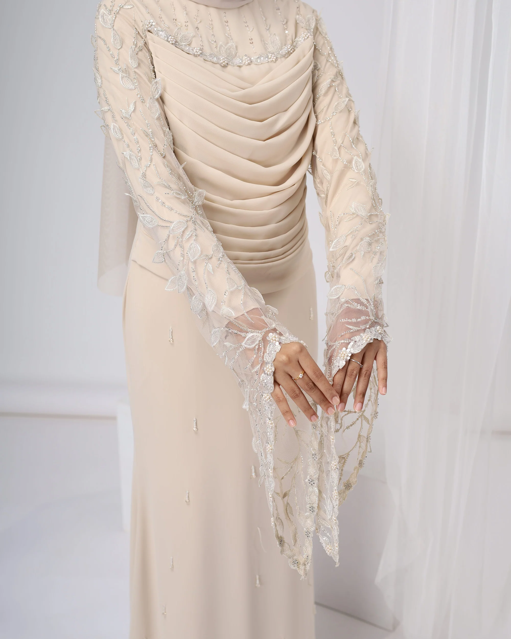 JULITTA BRIDE DRESS (CHAMPAGNE) - Image 5