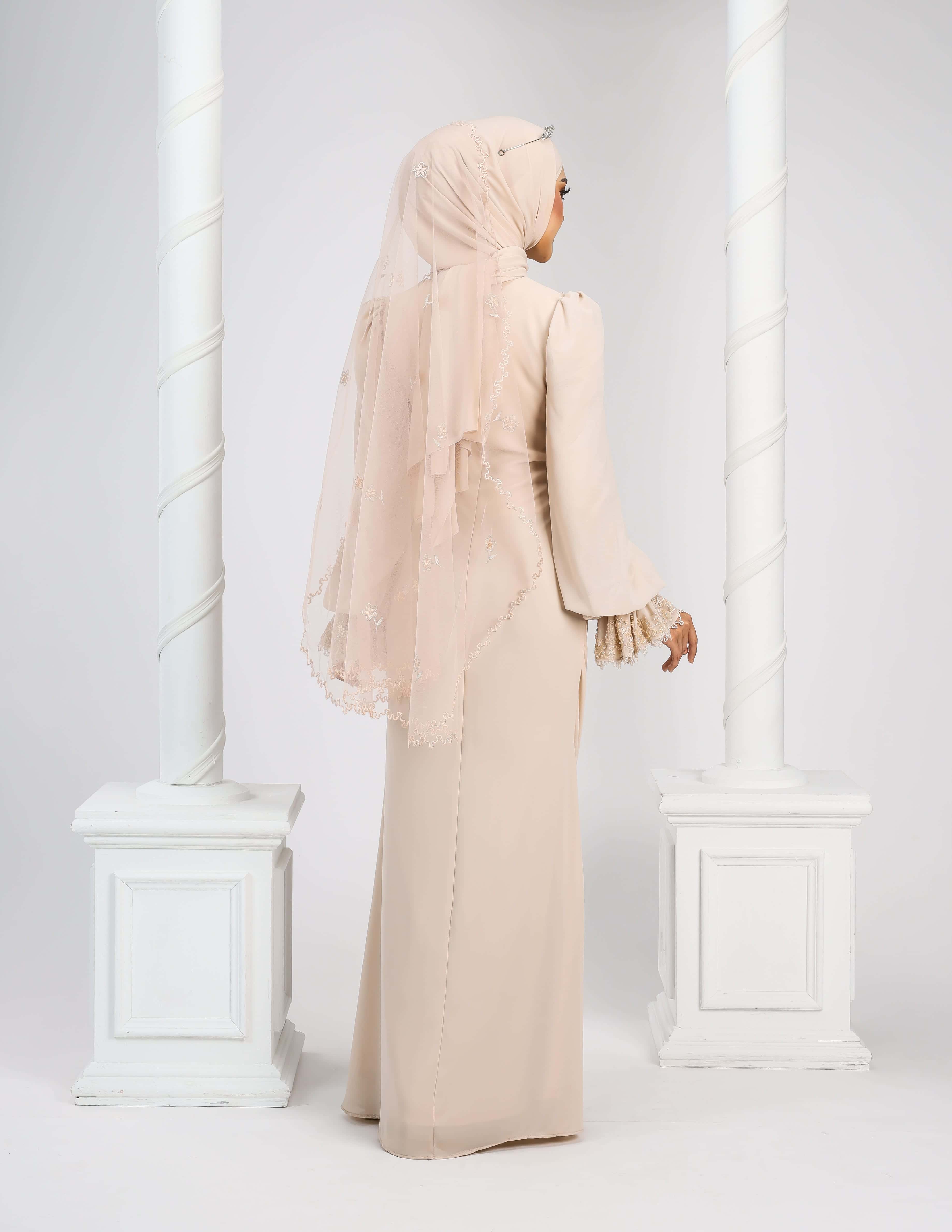 LENORA DRESS (CHAMPAGNE) - Image 7