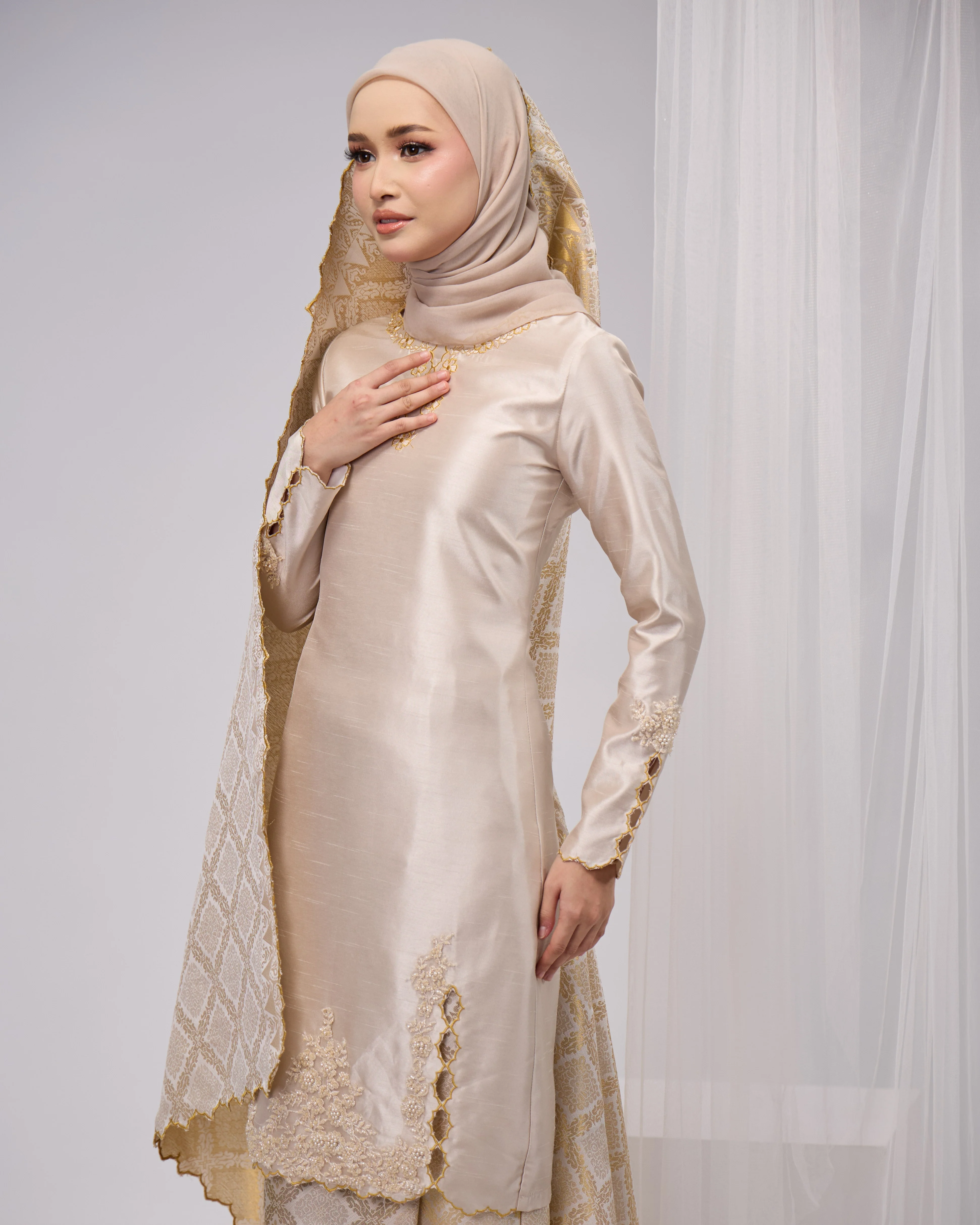 MAHSURI KURUNG (CHAMPAGNE) - Image 3