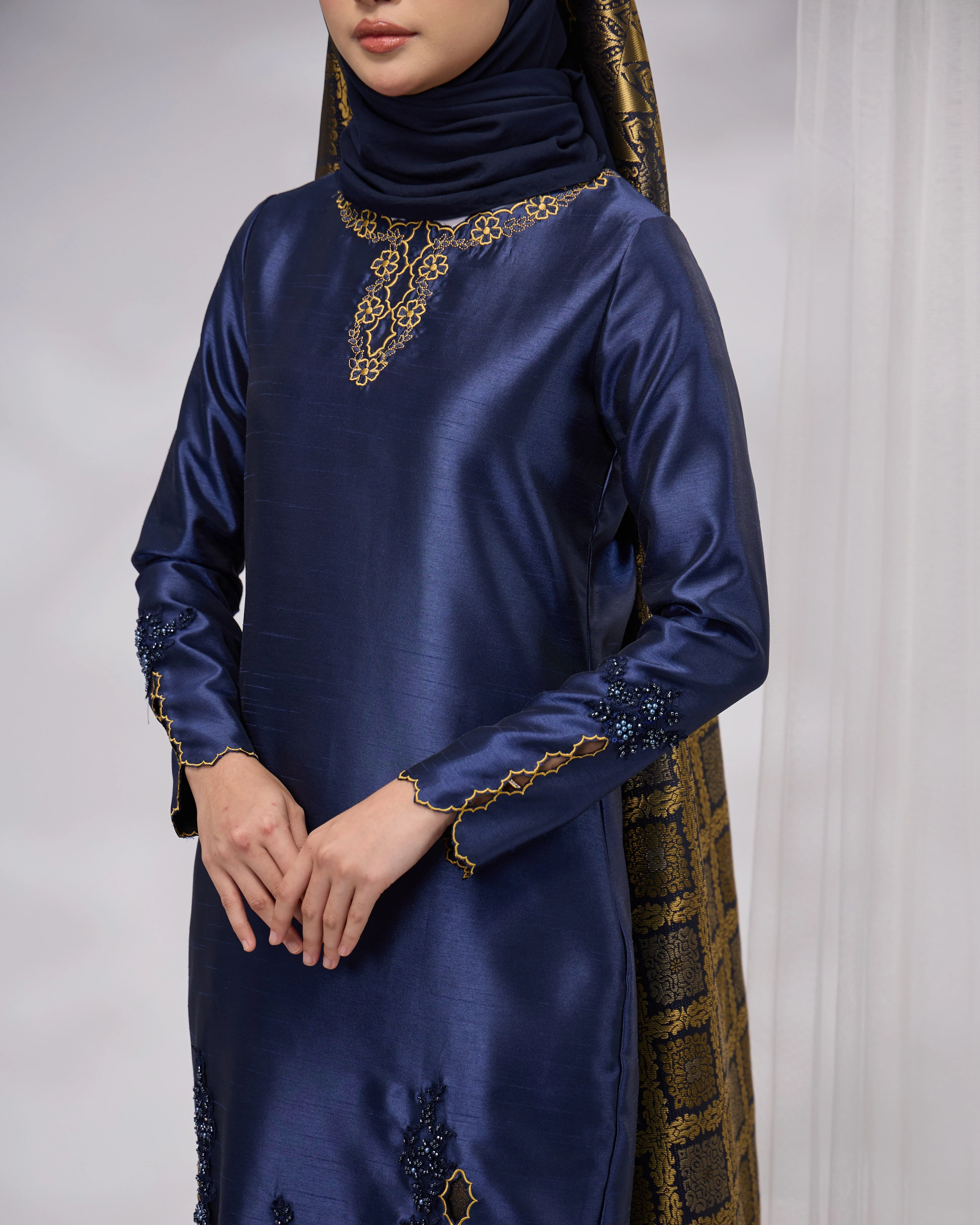 MAHSURI KURUNG (NAVY BLUE) - Image 3