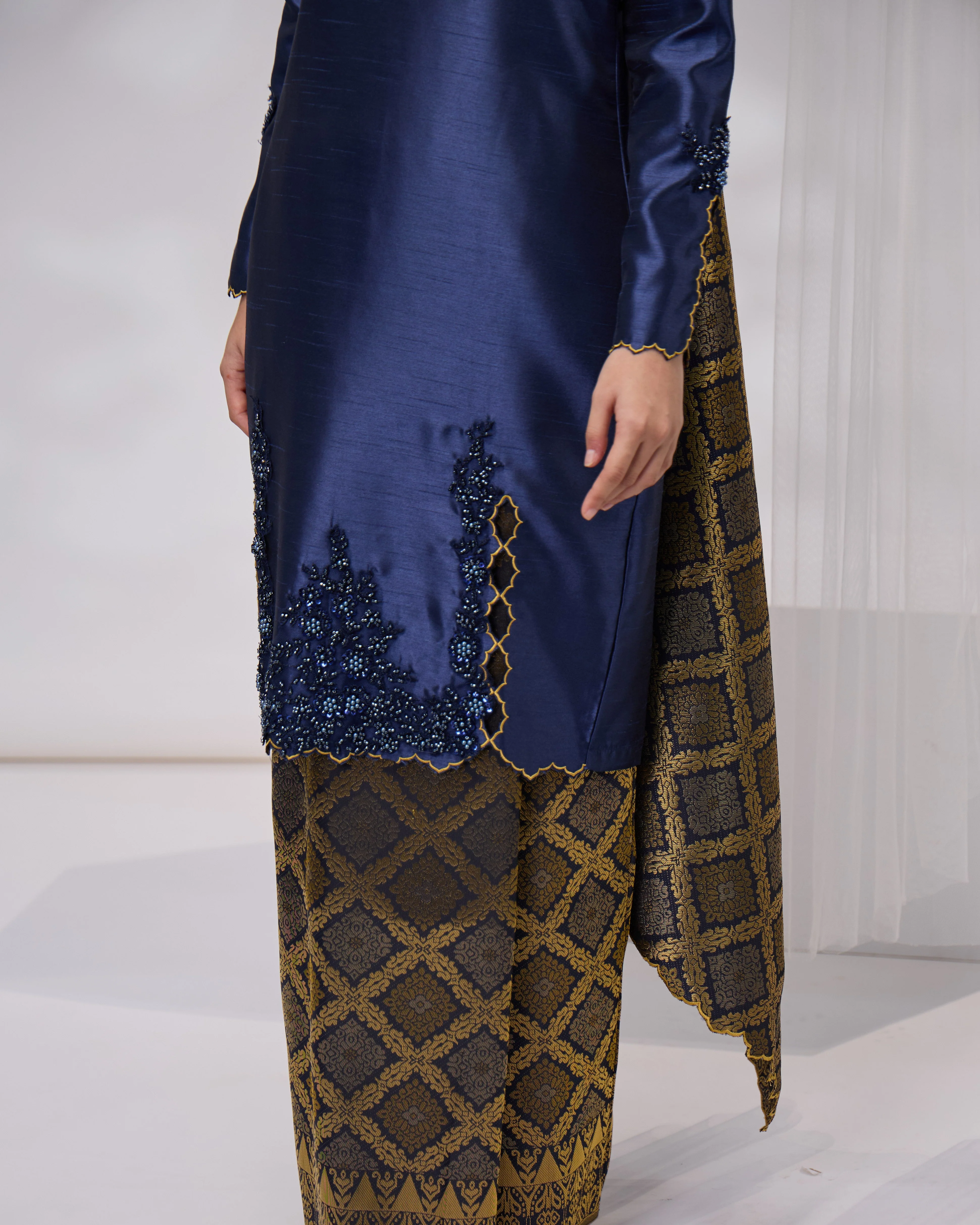MAHSURI KURUNG (NAVY BLUE) - Image 4