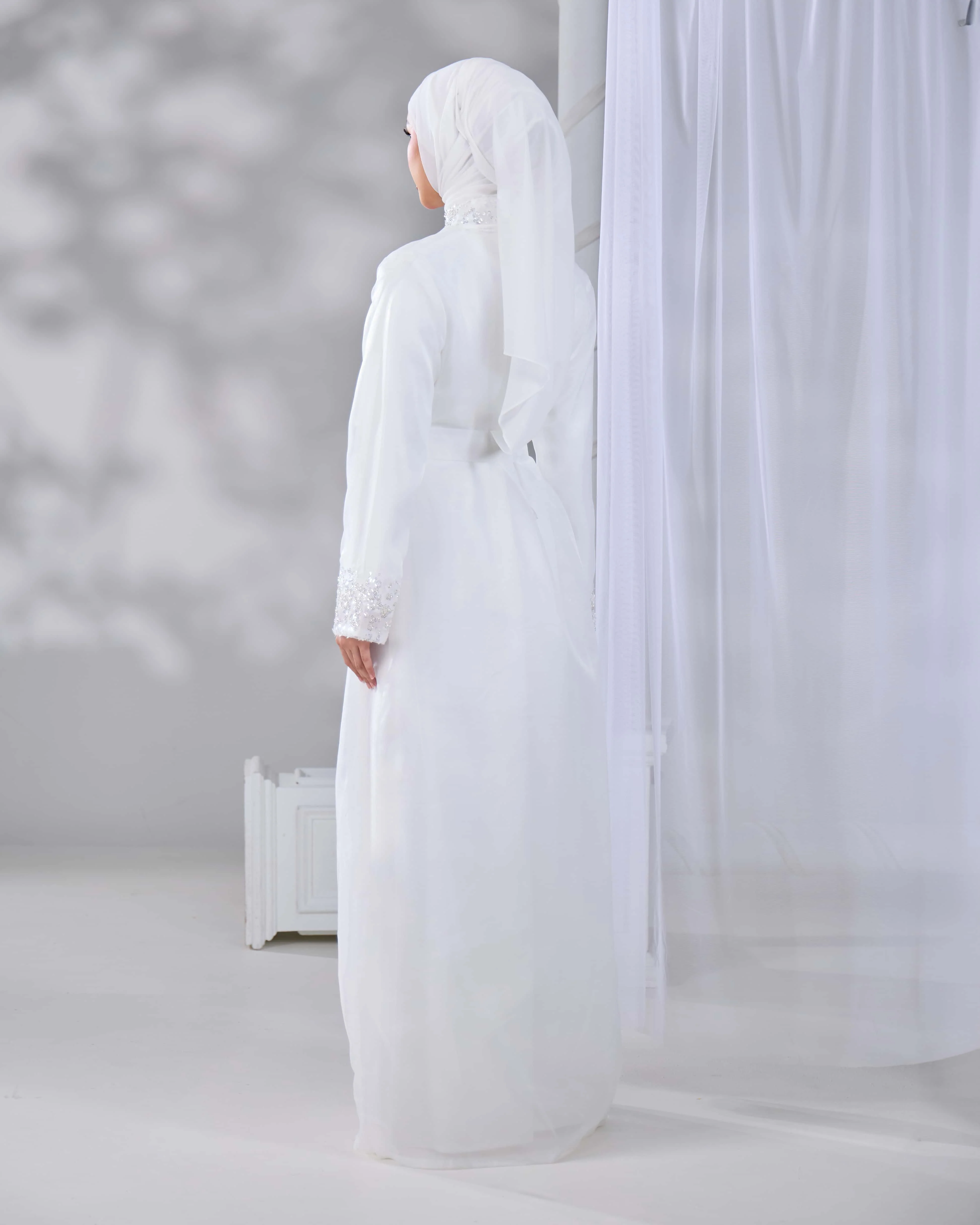 MALIKA ABAYA PETITE (OFF WHITE) - Image 11