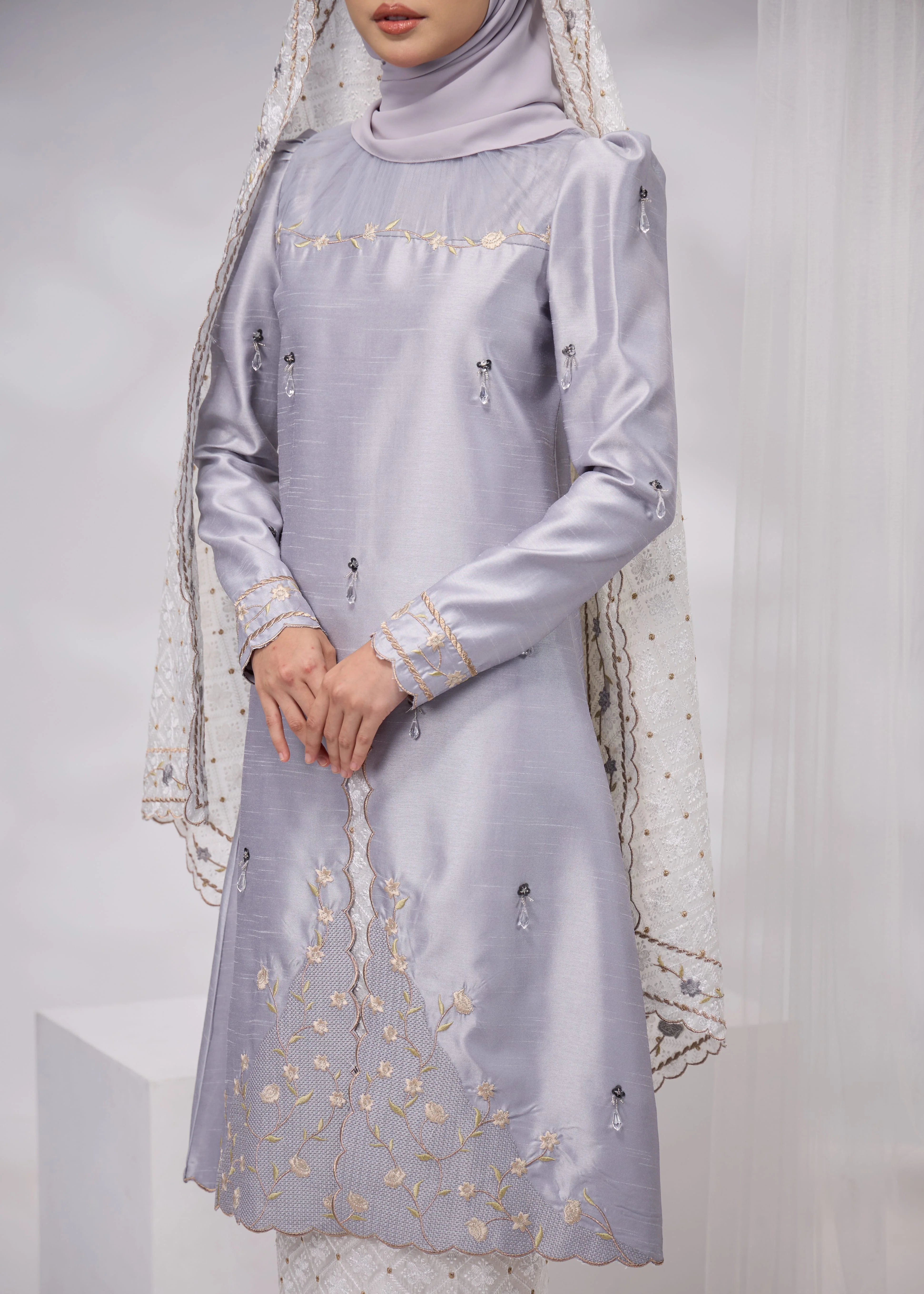 MINOR DEFECT ALANNA KURUNG (GREY) - Image 4