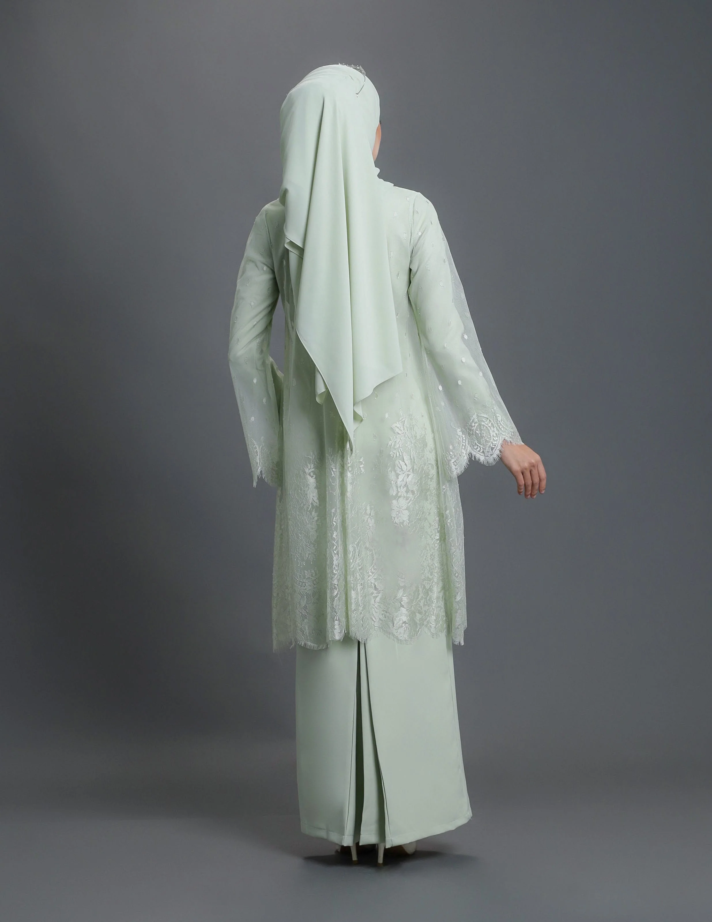 NAYLA DRESS (GREEN TEA) - Image 4