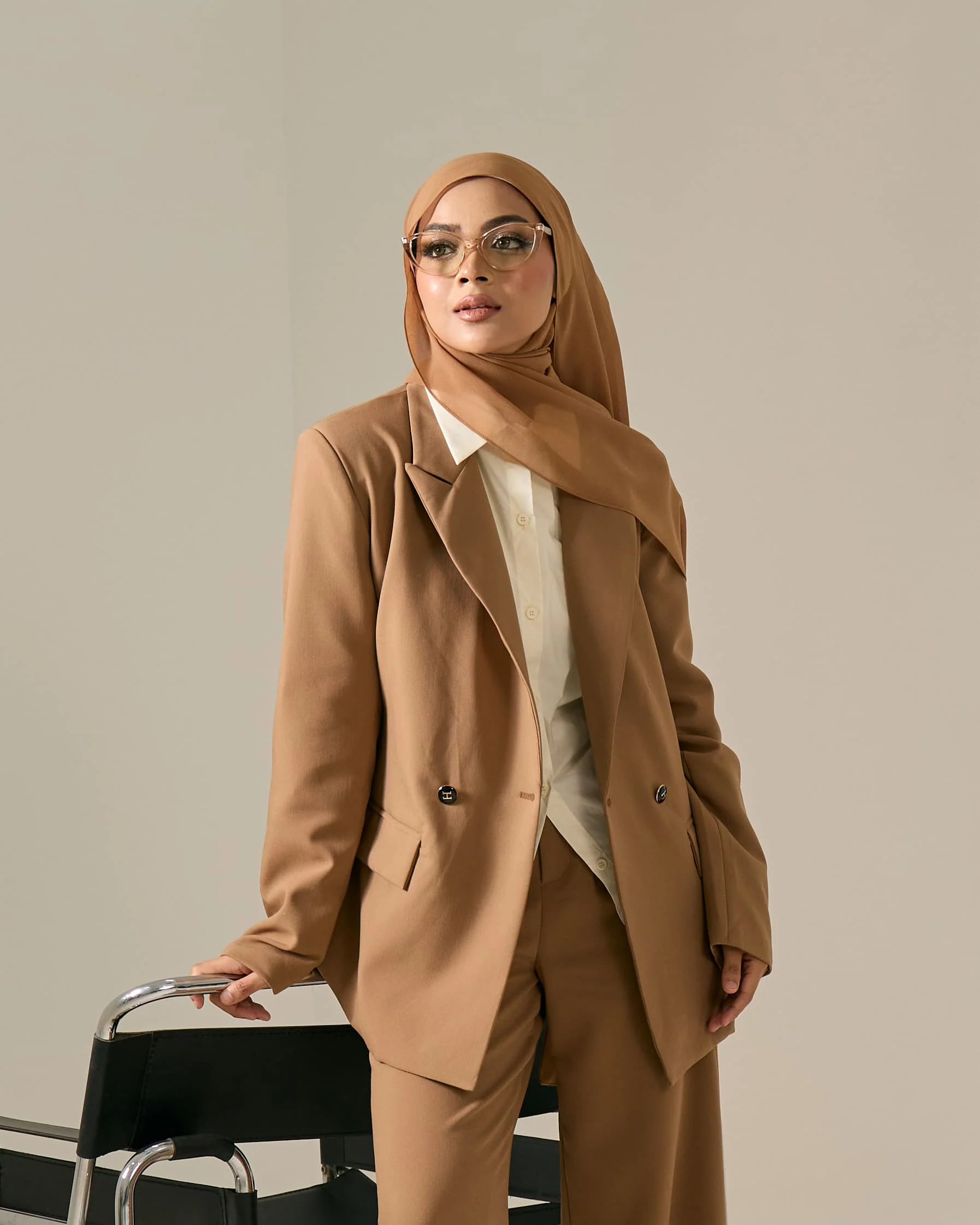 NYRA BLAZER (BROWN) - Image 9