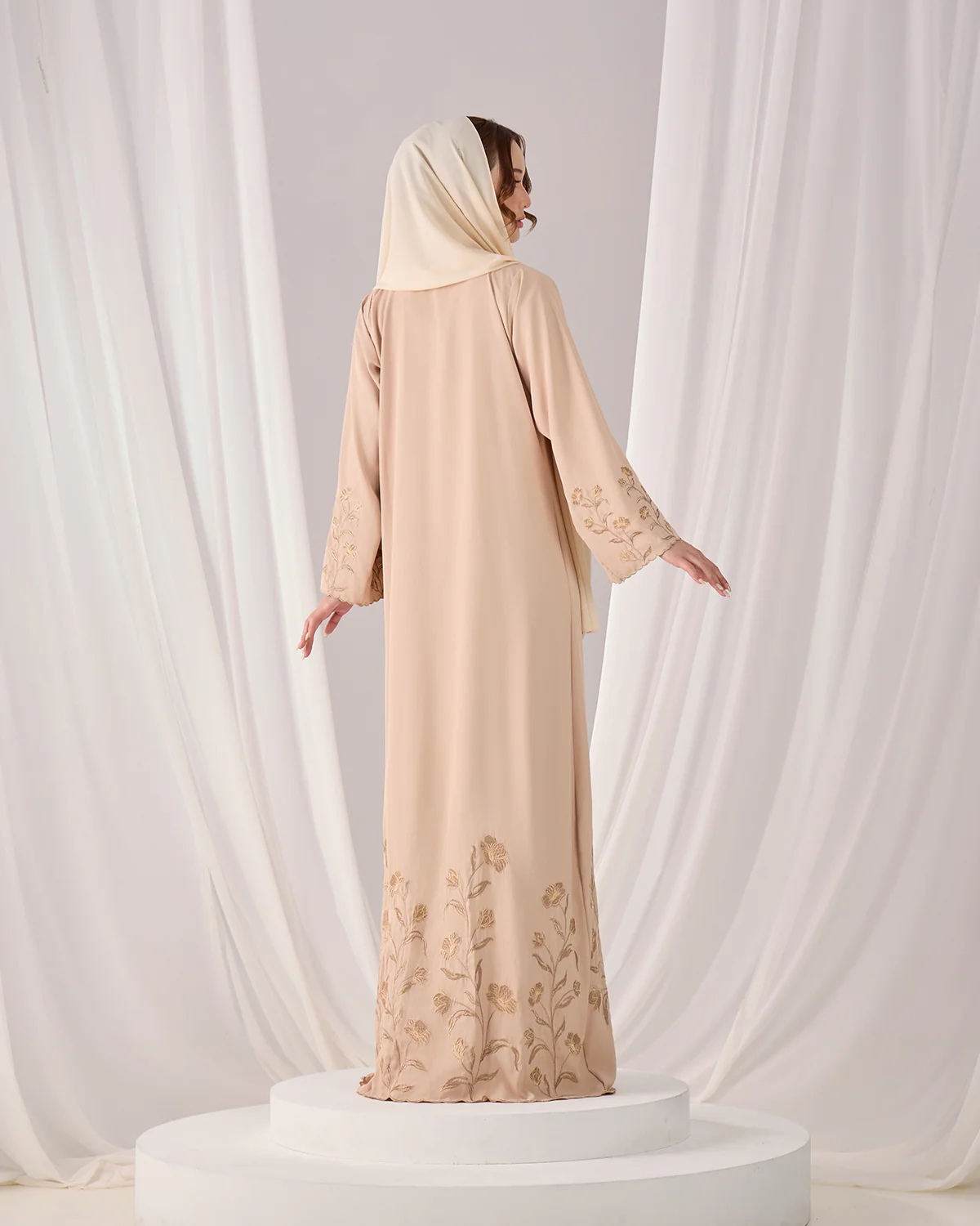 QAFIYA ABAYA (CHAMPAGNE) - Image 4