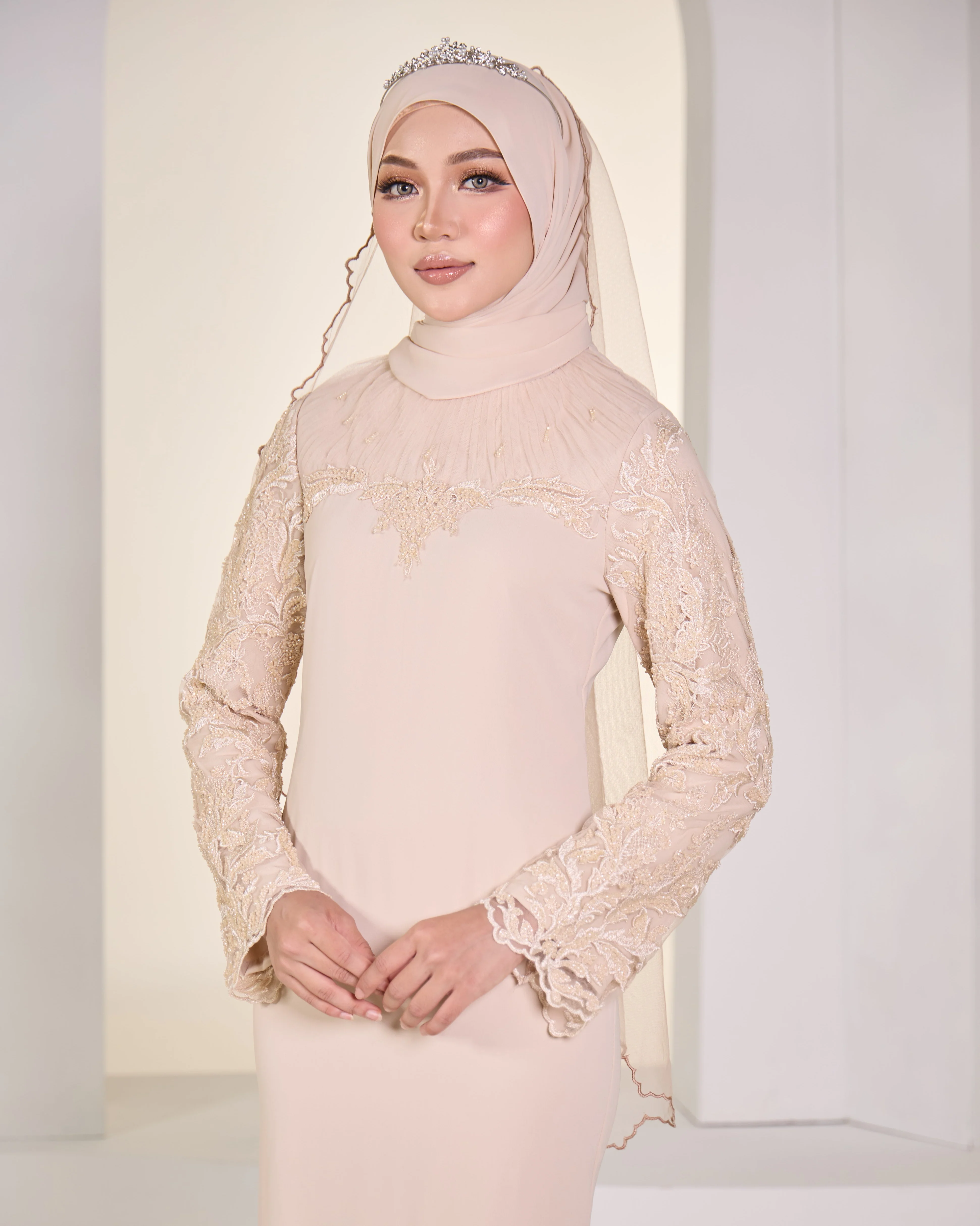 SKYLAR BRIDE DRESS (CHAMPAGNE) - Image 5