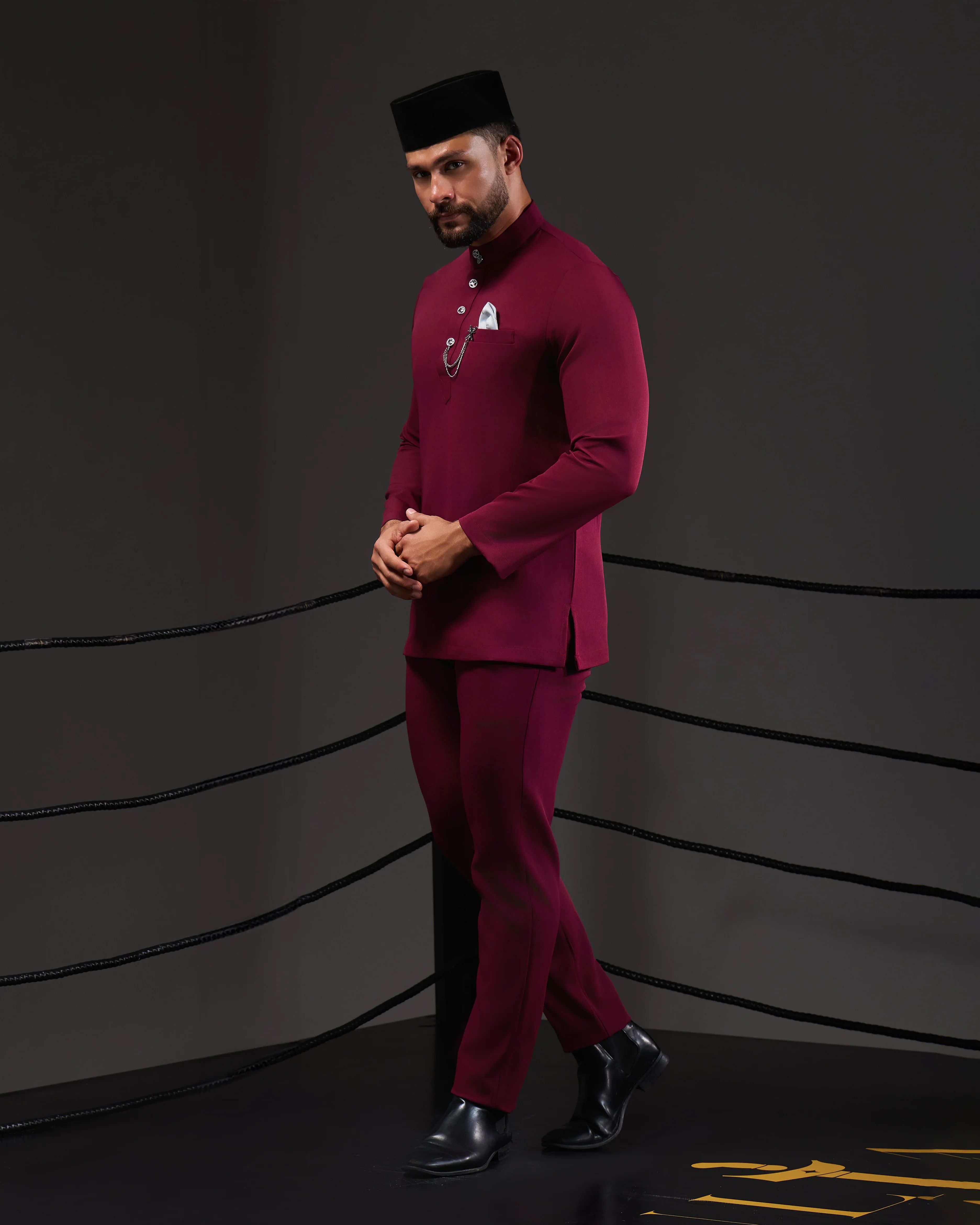 SOULTAN BAJU MELAYU (BURGUNDY) - Image 3